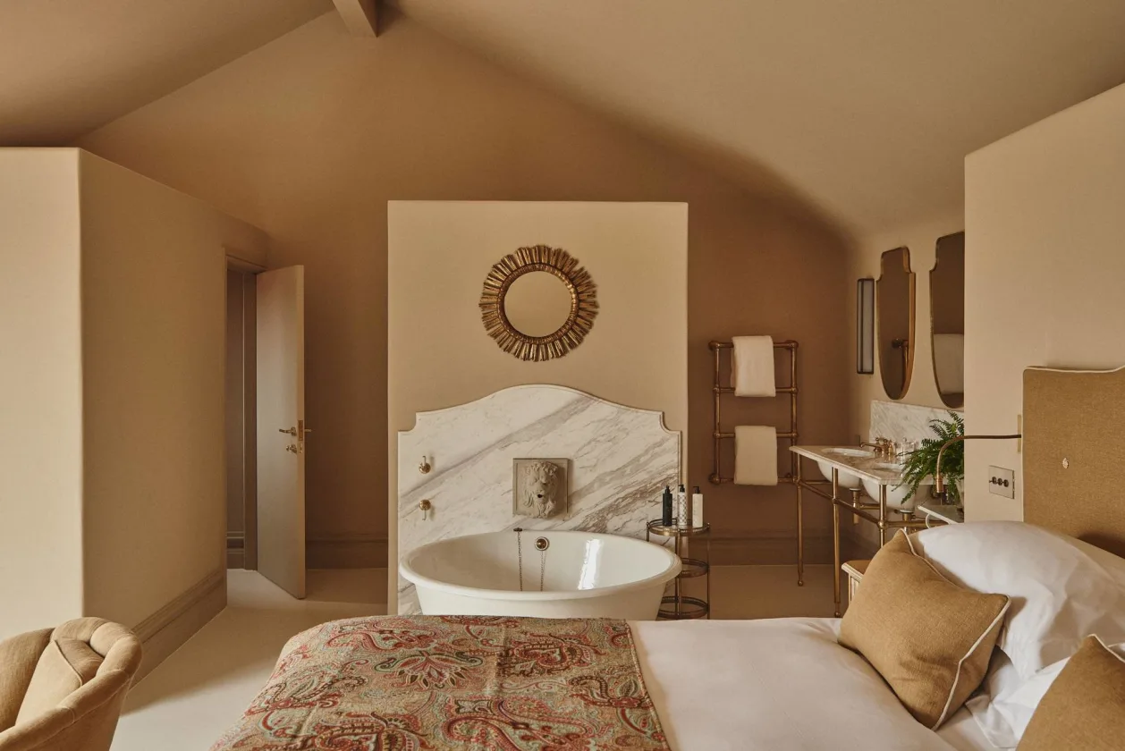 Thyme - Bedroom - Comfrey